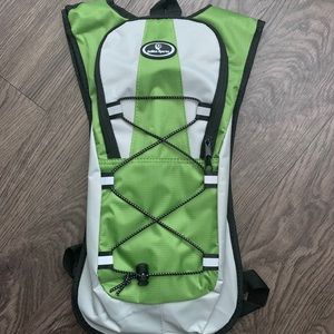 GoWoo Sports Hydration Backpack (Unisex)